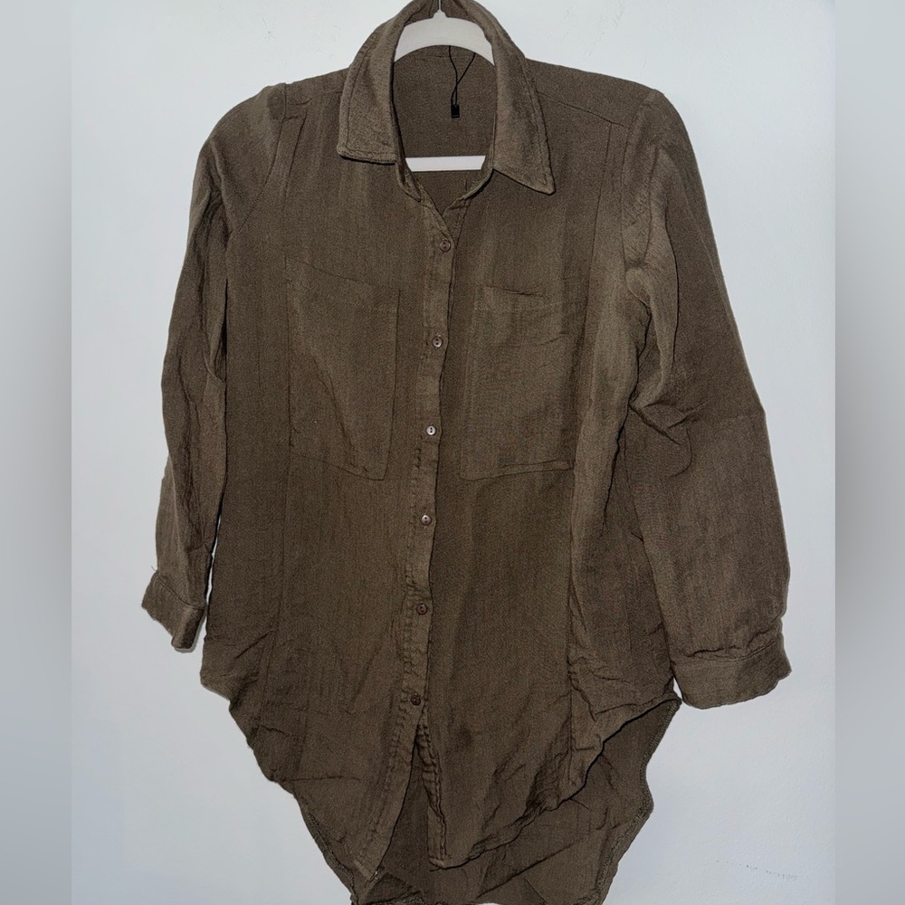 LF women’s olive green button up